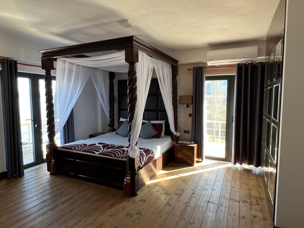 Hotel Victoria Memlishte 외부 사진