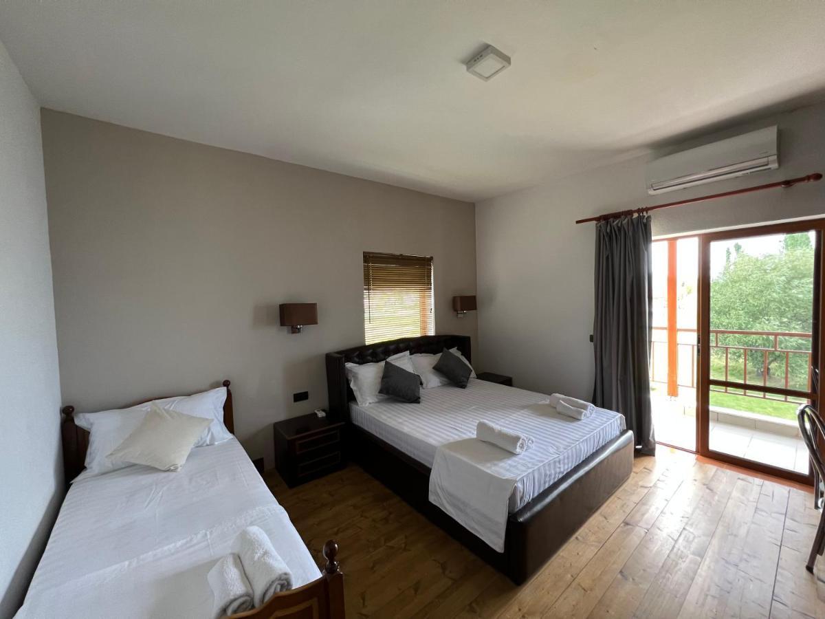 Hotel Victoria Memlishte 외부 사진
